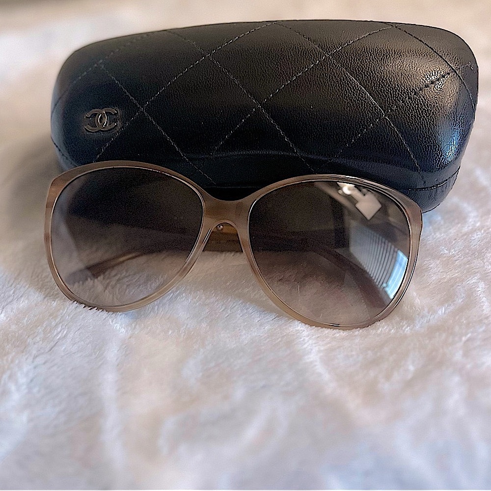 CHANEL:CC Logo Quilt Pattern Leather Sunglasses-Light Brown.Chanel case included